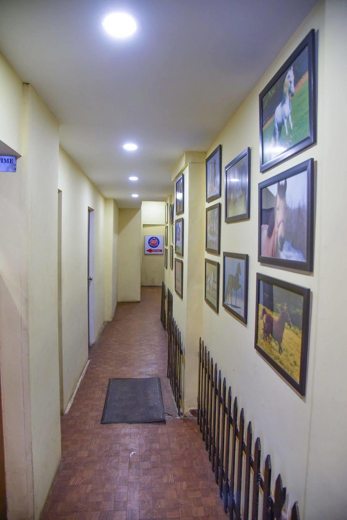 Hotel Evergreen Mumbai Exterior photo