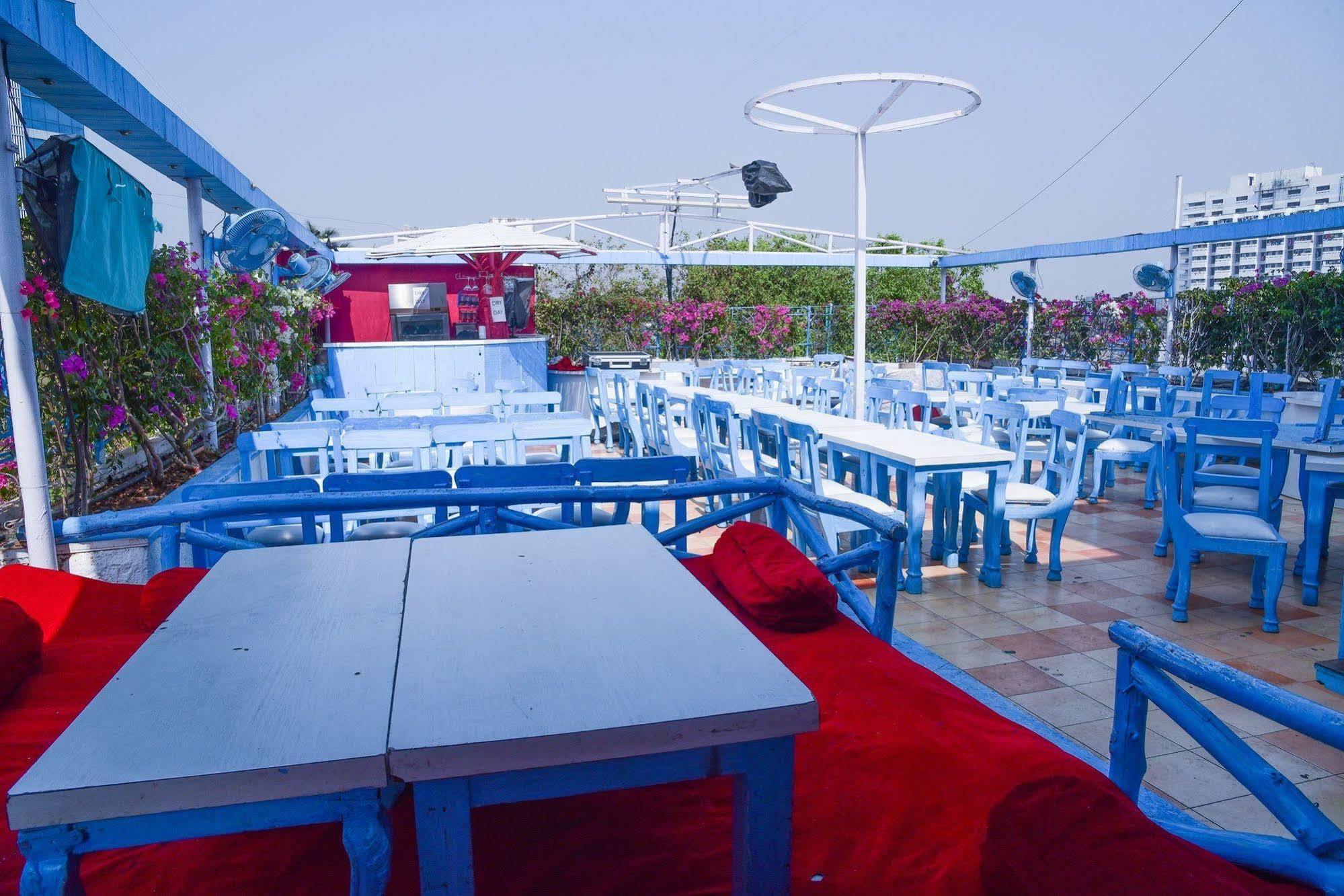 Hotel Evergreen Mumbai Exterior photo